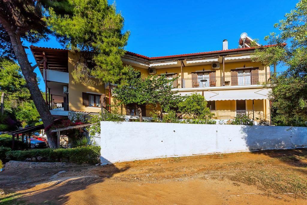 Xenios Loutra Village Karnagio Esterno foto