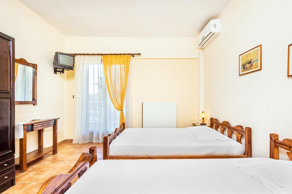 Xenios Loutra Village Karnagio Esterno foto